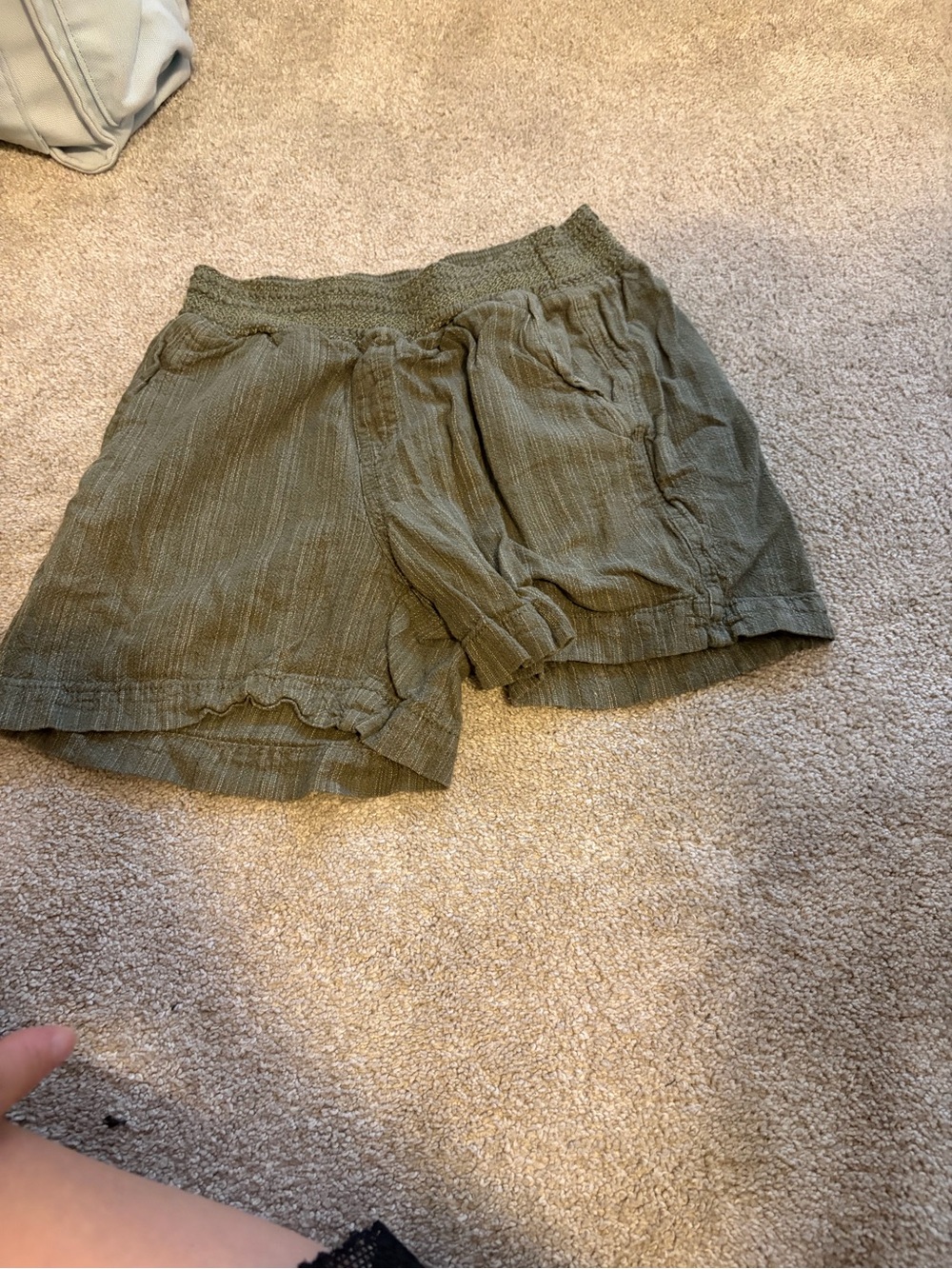 Briggs New York Olive Green High-Waist Casual Shorts